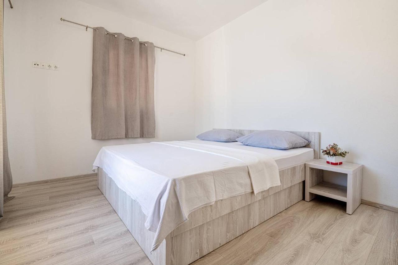Apartmani Divna Neum Ngoại thất bức ảnh